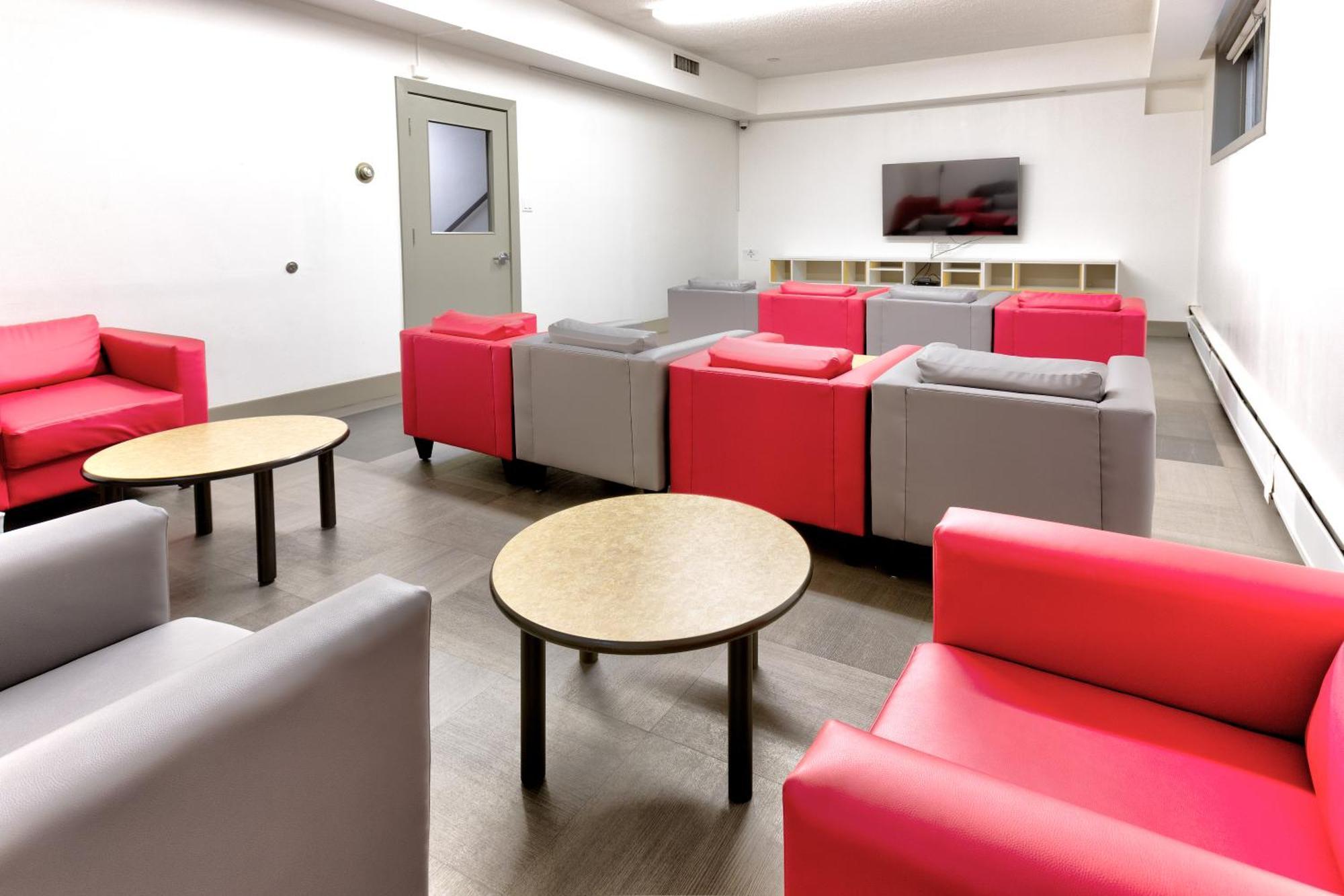 Hi Edmonton - Hostel Eksteriør billede